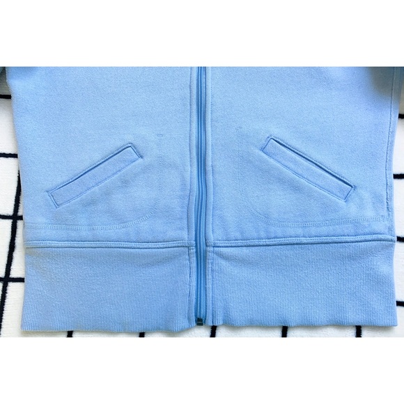 FLASH SALE! Lululemon | Vintage Scuba Hoodie - Picture 4 of 7